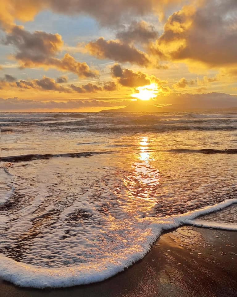 Tramonto dalla spiaggia, sentiero di Capo Miseno.