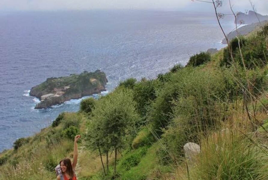 Trekking al Fiordo di Crapolla: guida al sentiero