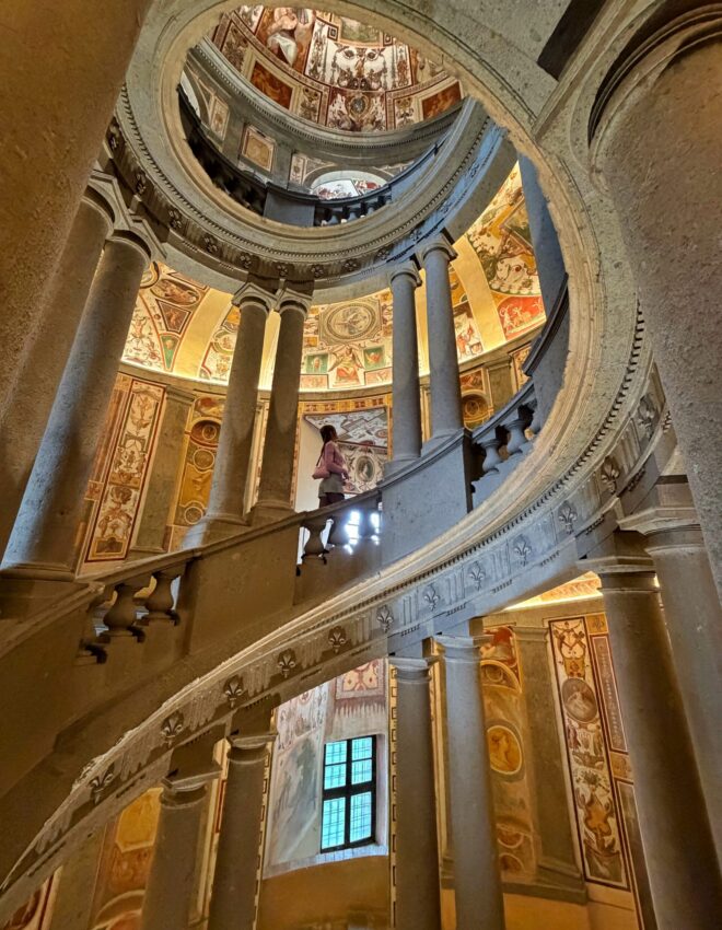 Tuscia: Caprarola, Soriano nel Cimino, Lago del Turano